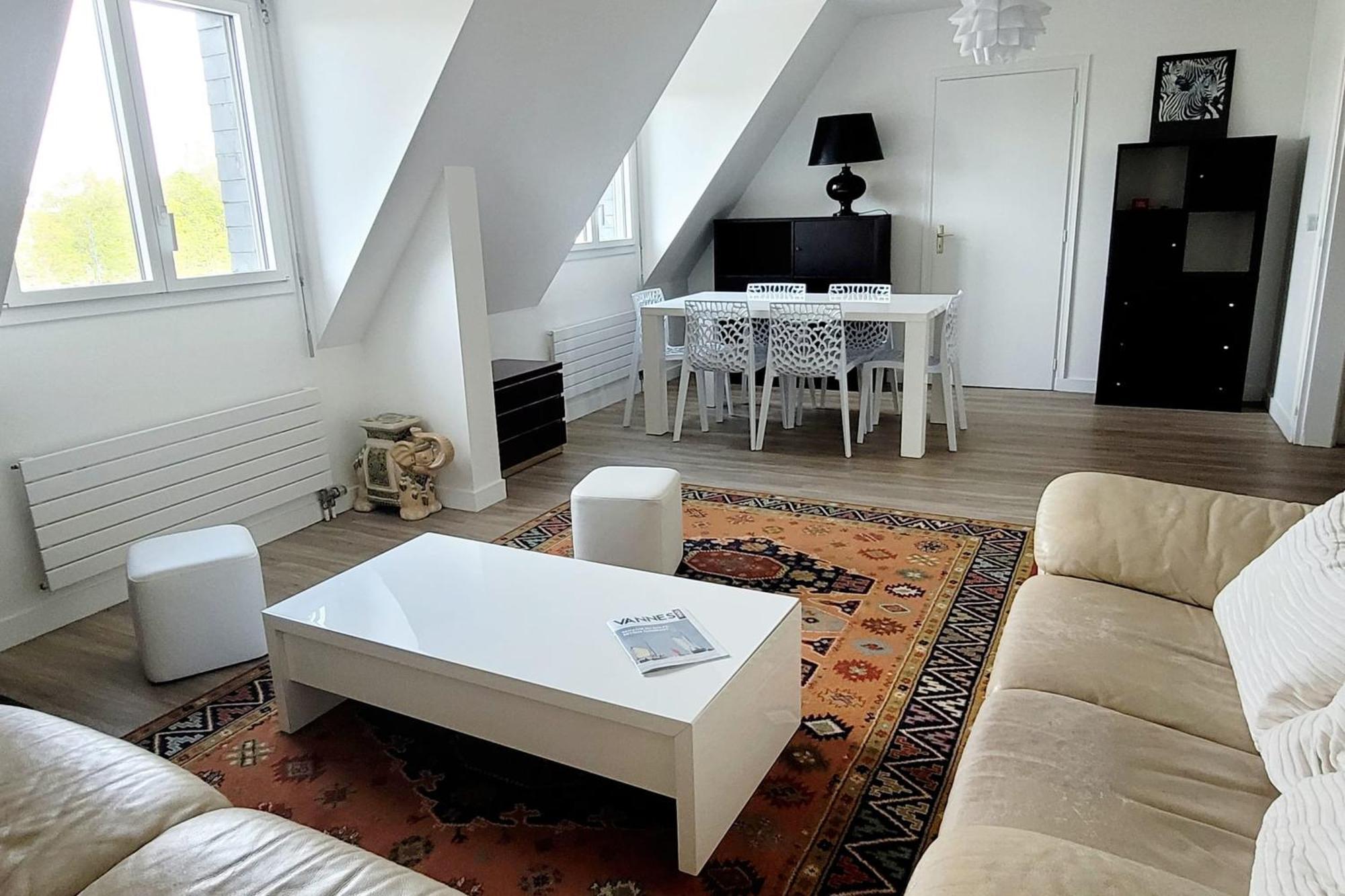 New And Splendid In The Heart Of * Vannes